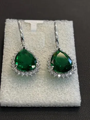 עגילי כסף 925 משובץ בזירקונים ואמרלדים