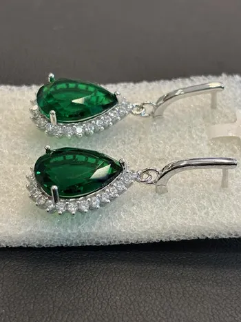 עגילי כסף 925 משובץ בזירקונים ואמרלדים