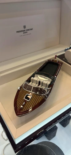 FREDERIQUE CONSTANT LIMITED EDITION FC-303RV6B6