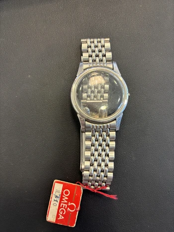 OMEGA CONSTELLATION צמיד + קופסה ללא מכסה אחורי . קוטר 34ממ