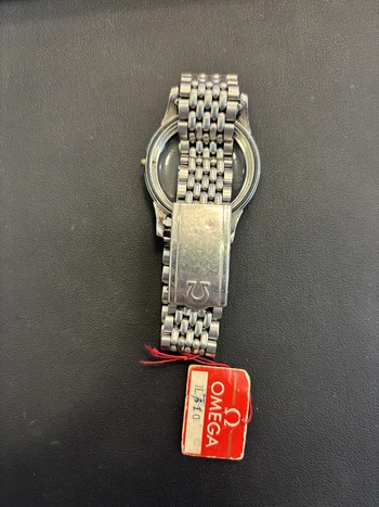 OMEGA CONSTELLATION צמיד + קופסה ללא מכסה אחורי . קוטר 34ממ