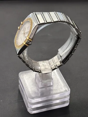 OMEGA CONSTELLATION 32MM