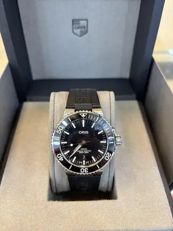 Oris Aquis 39-59525 39.5mm